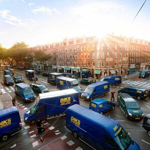 Diks Autoverhuur image 3