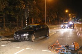 Beknelde automobilist door brandweer bevrijd bij ongeval Bussum