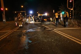 Beknelde automobilist door brandweer bevrijd bij ongeval Bussum