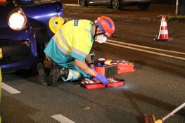 Beknelde automobilist door brandweer bevrijd bij ongeval Bussum