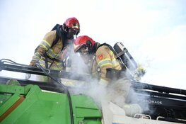 Brand in vuilniswagen in Blaricum