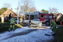 Ferrari totall loss na ongeval in Laren