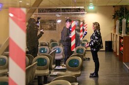 Eigenaresse bowlingbaan Huizen opent bar ondanks coronaregels