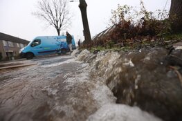 Twee waterleidingen springen kort na elkaar in Huizen