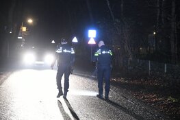 Bloedspoor aangetroffen bij gewonde op straat in Hilversum