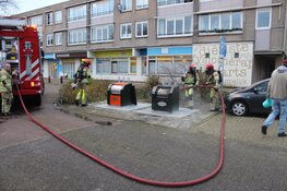 Brand in ondergrondse container aan de Wadden in Huizen