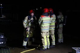 Auto brandt uit op parkeerplaats naast zorgcentrum Bussum