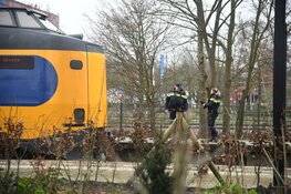 Aanrijding trein met persoon in Hilversum