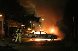 Gestolen auto brandt uit in Bussum