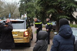 Carspotters weggestuurd door politie in Laren