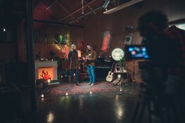 Ook met avondklok gaat Music Around The Fireplace online elke maand door