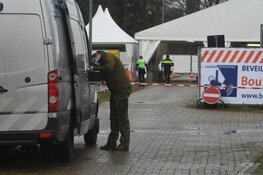 Verdacht pakketje bij teststraat in Hilversum