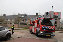 Brand op zolder van woning in Naarden