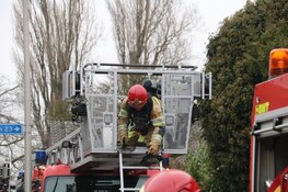 Brand op zolder van woning in Naarden