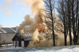 Flinke brand in scoutinggebouw Naarden