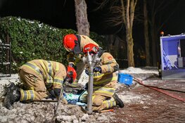 Brand op rieten dak in Blaricum