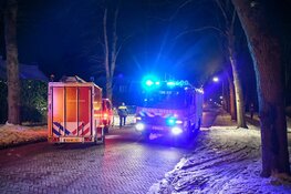 Brand op rieten dak in Blaricum