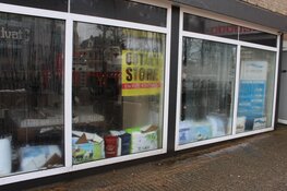 Beddenzaak staat blank door kapotte leiding in Huizen