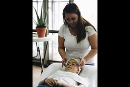 M-Tropical gebruikt verse Aloë vera om de huid snel te laten herstellen op de meest natuurlijke manier.