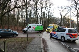 Fietser gewond na botsing in Naarden
