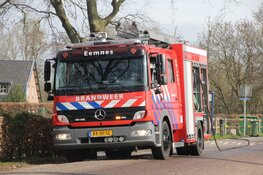 Brandweer heeft handenvol aan vervuild wegdek in Eemnes