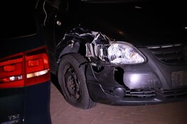 Auto gecrasht in Bussum, forensische opsporing doet onderzoek
