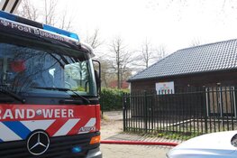 Brand bij leegstaande school in Bussum