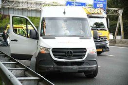 Ongeval met drie voertuigen op A1 bij Laren