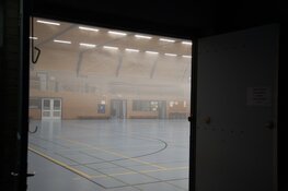 Omvormer zet sporthal vol rook