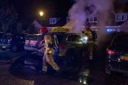 Autobrand in Blaricum, politie maakt plaats delict