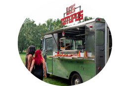 Het gaat door: Foodtruck Festival Huizen met spectaculair vermaak!