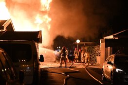 Uitslaande brand op chaletpark Loosdrecht