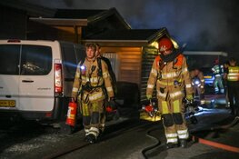 Uitslaande brand op chaletpark Loosdrecht