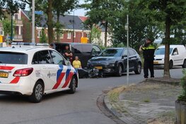 Scooterrijder lichtgewond geraakt bij botsing met auto in Eemnes