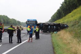 Vrachtwagen gekanteld bij ongeval A27