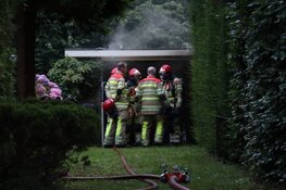 Brand in schuur in Naarden