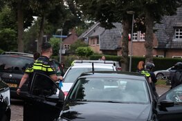 Twee verdachten aangehouden na achtervolging Laren