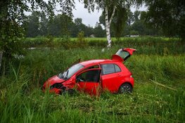 Gewonde na botsing met drie voertuigen