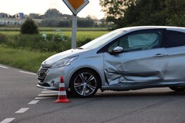 Veel schade na botsing in Muiden