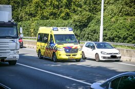 Botsing op A1 bij Laren