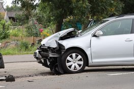 Gewonde en veel schade bij ongeval Weesp