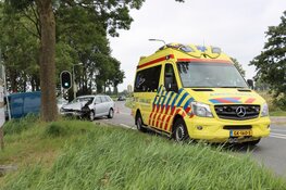 Gewonde en veel schade bij ongeval Weesp