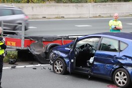 Auto volledig gedraaid na botsing op A1