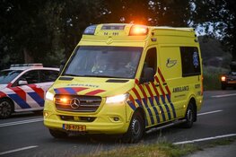 Weg afgesloten in Kortenhoef na botsing