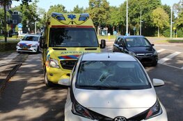 Fietser aangereden op rotonde in Huizen