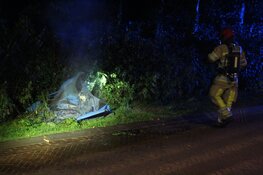 Dixi uitgebrand langs de weg in Blaricum