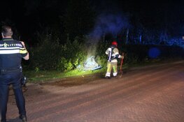 Dixi uitgebrand langs de weg in Blaricum