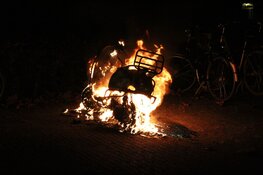 Scooter in brand in Huizen