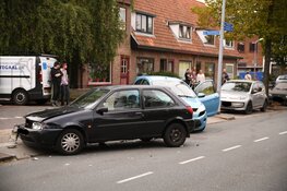 Meisje gewond na aanrijding tussen twee personenauto&#39;s