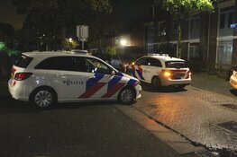 Man zwaait met mes in Huizen en wordt aangehouden